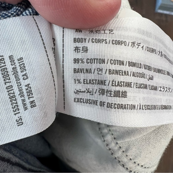 Abercrombie and Fitch the 90s straight ultra high-rise Jean SZ 22R - Picture 5 of 5